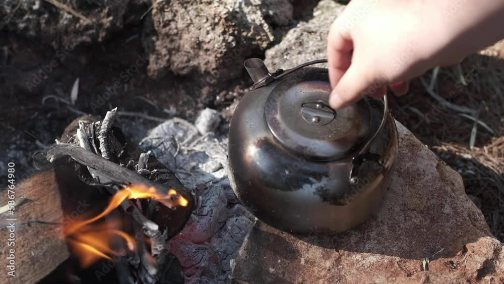Kettle in the campfire Kettle in the campfire