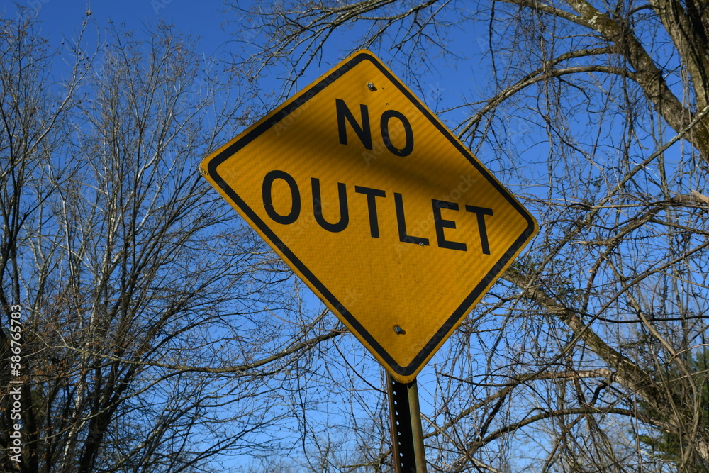 No Outlet sign in a New Jersey suburban area