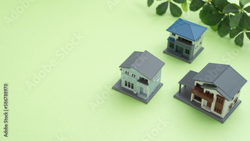 Wallpaper Mural 住宅模型と緑の背景 Torontodigital.ca