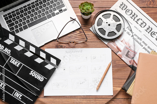 Storyboard with movie clapp...