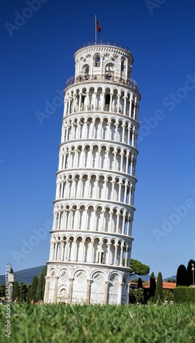 2022.07.15 Italy, Pisa, leaning tower of Pisa evocative image of the leaning tower of Pisa in the Piazza of Miracles under a clear sky