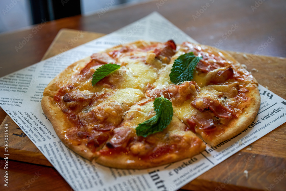 A Delicious and Crispy Margherita Pizza A Delicious and Crispy Margherita Pizza