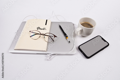 Laptops, cell phones, glasses, coffee cups, etc. are taking a break for a while