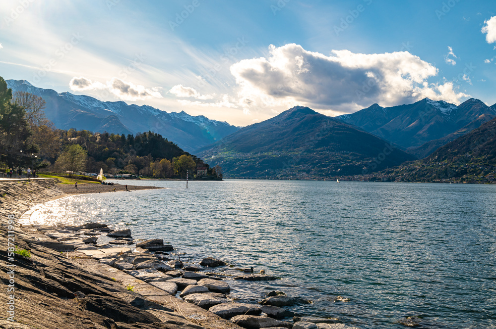 A view of Lake Como, photographed from Colico, on the Lecco side of the lake.
A view of Lake Como, photographed from Colico, on the Lecco side of the lake.