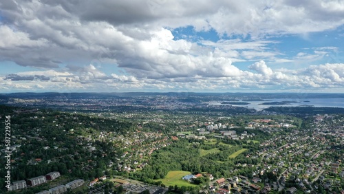 vue panoramique d Oslo depuis Holmenkollen  norv  ge