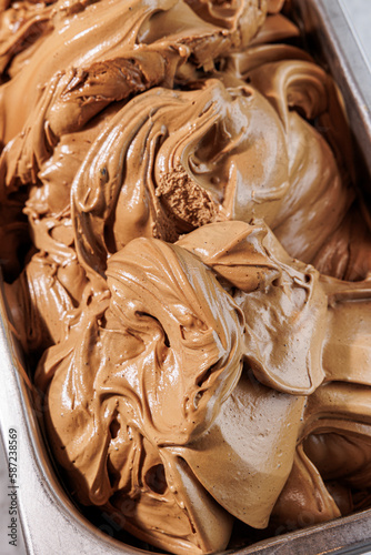 dettaglio di una vaschetta di gelato al cioccolato  photo