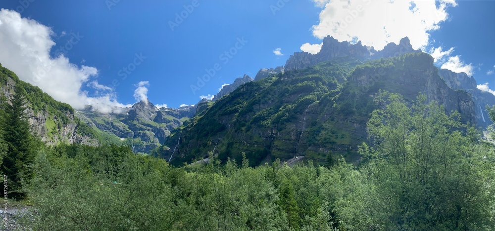 Randonnée en france de la vallée de chamonix au mont blanc Randonnée en france de la vallée de chamonix au mont blanc