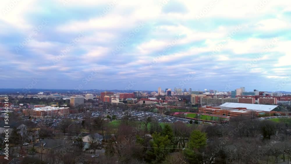 Aerial Forward Beautiful View Of Buildings In City Under Cloudy Sky - Nashville, Tennessee Aerial Forward Beautiful View Of Buildings In City Under Cloudy Sky - Nashville, Tennessee
