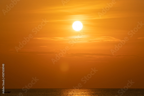 sunset over the sea © BUDDEE