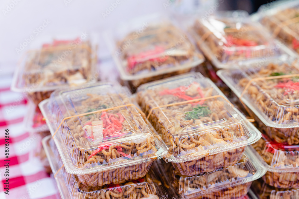 Fototapeta premium 焼きそば テイクアウト