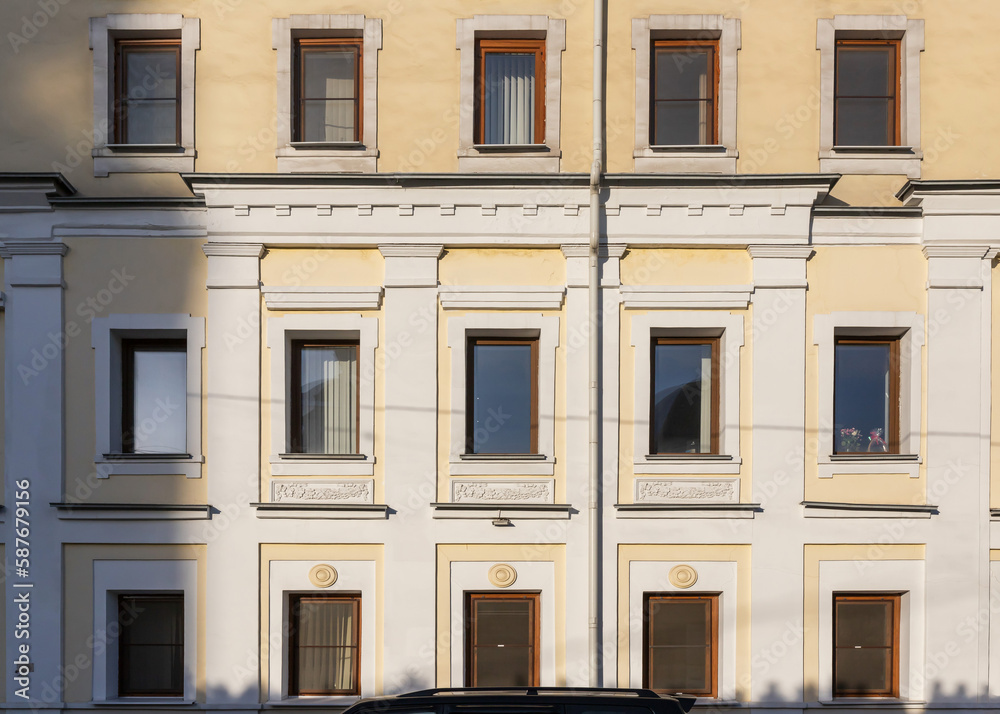 Obraz premium facade of an building with windows