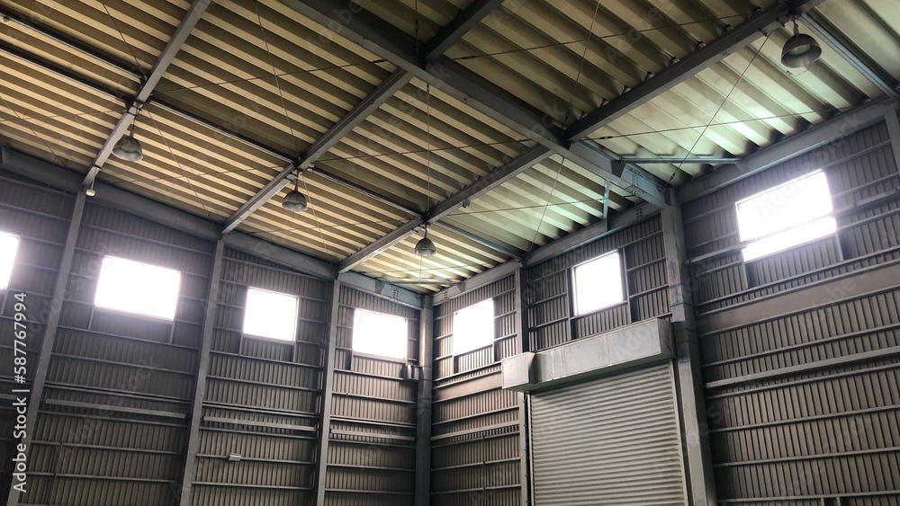 古い工場の天井イメージ 古い工場の天井イメージ