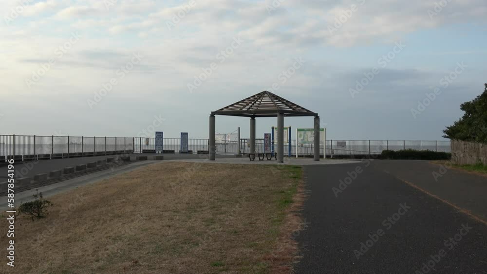 浦安 日の出海岸 遊歩道 早朝 浦安 日の出海岸 遊歩道 早朝