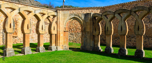 Schilderij op canvas Soria cloister, famous site in Spain, Castile and Leon