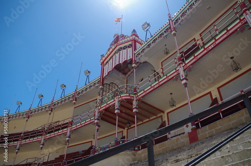 Boda sorpresa en la plaza de toros del Puerto de Santa María, Cádiz.