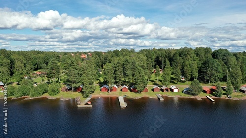 Survol du lac Siljan en Suède entre Rattvik et Mora photo