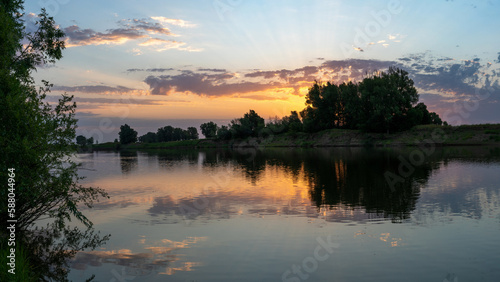 Fototapeta Naklejka Na Ścianę i Meble -  The Great Russian Volga River and its banks.