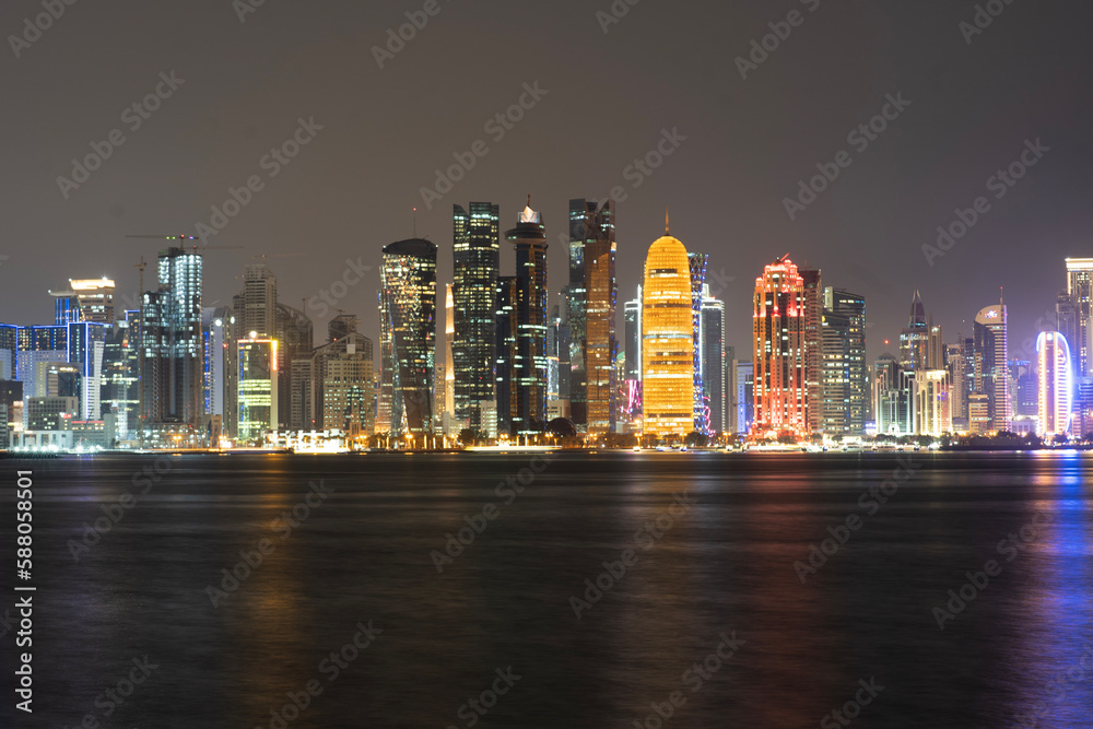 Obraz premium Doha skyline at night