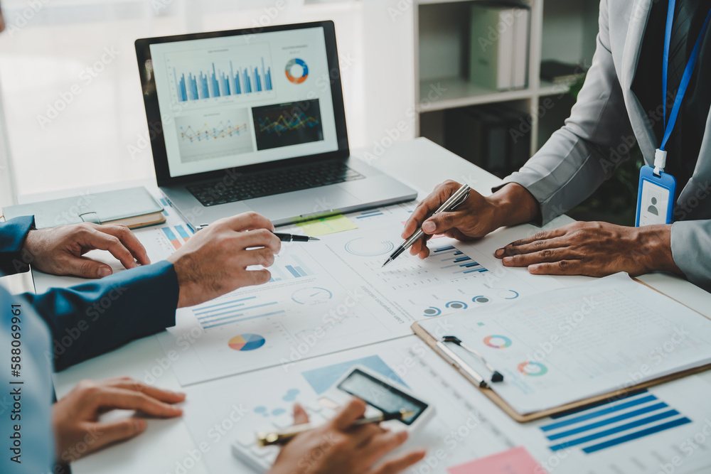 Hold a business consulting meeting to analyze and discuss the situation regarding financial reports in the conference room..investment consultant Finance and Accounting Concepts Hold a business consulting meeting to analyze and discuss the situation regarding financial reports in the conference room..investment consultant Finance and Accounting Concepts