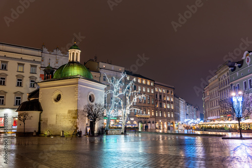 Kościół Świętego Wojciecha na rynku głównym w Krakowie / St. Adalbert's Church on the main square in Krakow photo