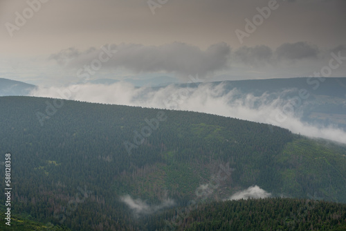 Wakacyjna burza na Śnieżce, Karkonosze / Holiday storm on Śnieżka, Karkonosze