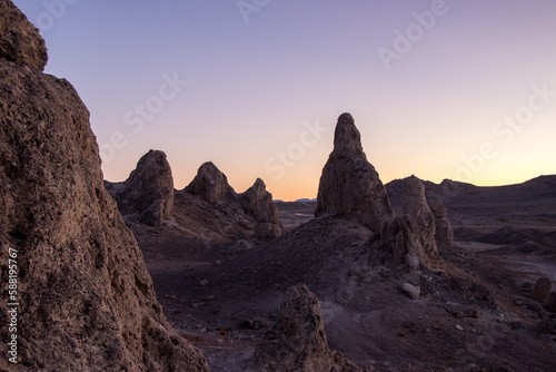 Fototapeta Naklejka Na Ścianę i Meble -  Sunset at the Trona Pinnacles