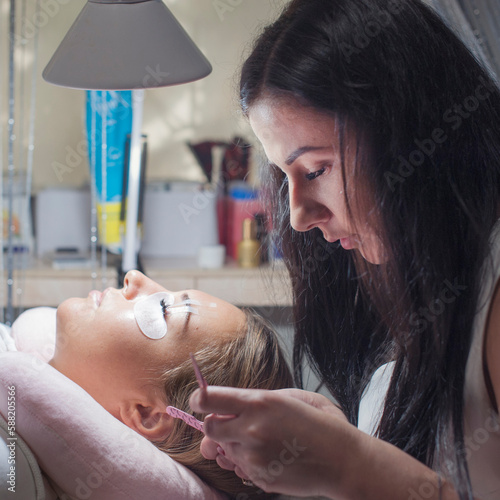 Lash maker master making eyelash extension