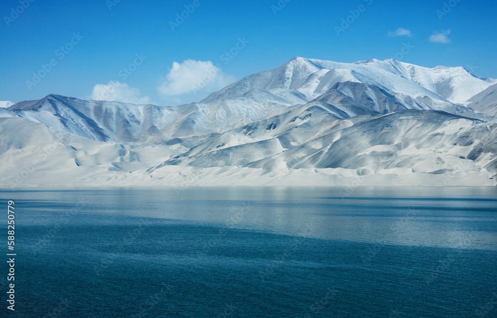 Scenery of Baisha Lake in Kashgar, Xinjiang      