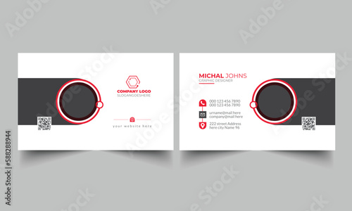 Creative and Clean Business Card (ID: 588288944)