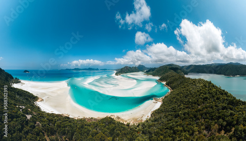 Photo Aerial Drone view of Whitehaven Beach in the Whitsundays, Queensland, Australia