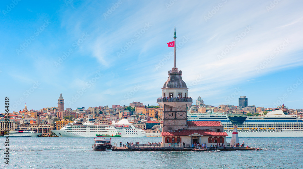 Fototapeta premium Istanbul Maiden Tower (kiz kulesi) - Luxury cruise ship in Bosporus against istanbul city with - Istanbul, Turkey - Istanbul, Turkey