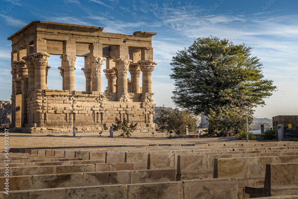 Obraz premium The Philae temple on Agilkia island, Egypt