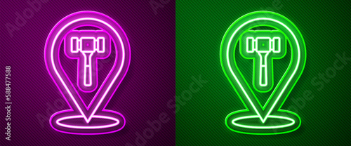Glowing neon line Auction hammer icon isolated on purple and green background. Gavel - hammer of judge or auctioneer. Bidding process, deal done. Auction bidding. Vector
