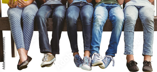 Foto Lowsection of people sitting on bench against white background