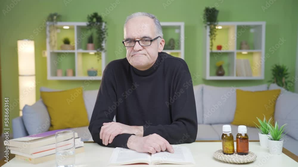 The wistful and thoughtful old man drinks water and relaxes.
The old man sitting alone at home is rueful and thoughtful, drinks the water on the table and feels relief.
The wistful and thoughtful old man drinks water and relaxes.
The old man sitting alone at home is rueful and thoughtful, drinks the water on the table and feels relief.