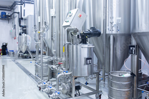 Fotografia beer brewery on the factory, alcohole production equipment