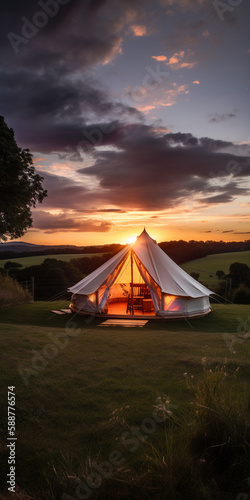 glamping. luxury glamorous camping. glamping in the beautiful countryside