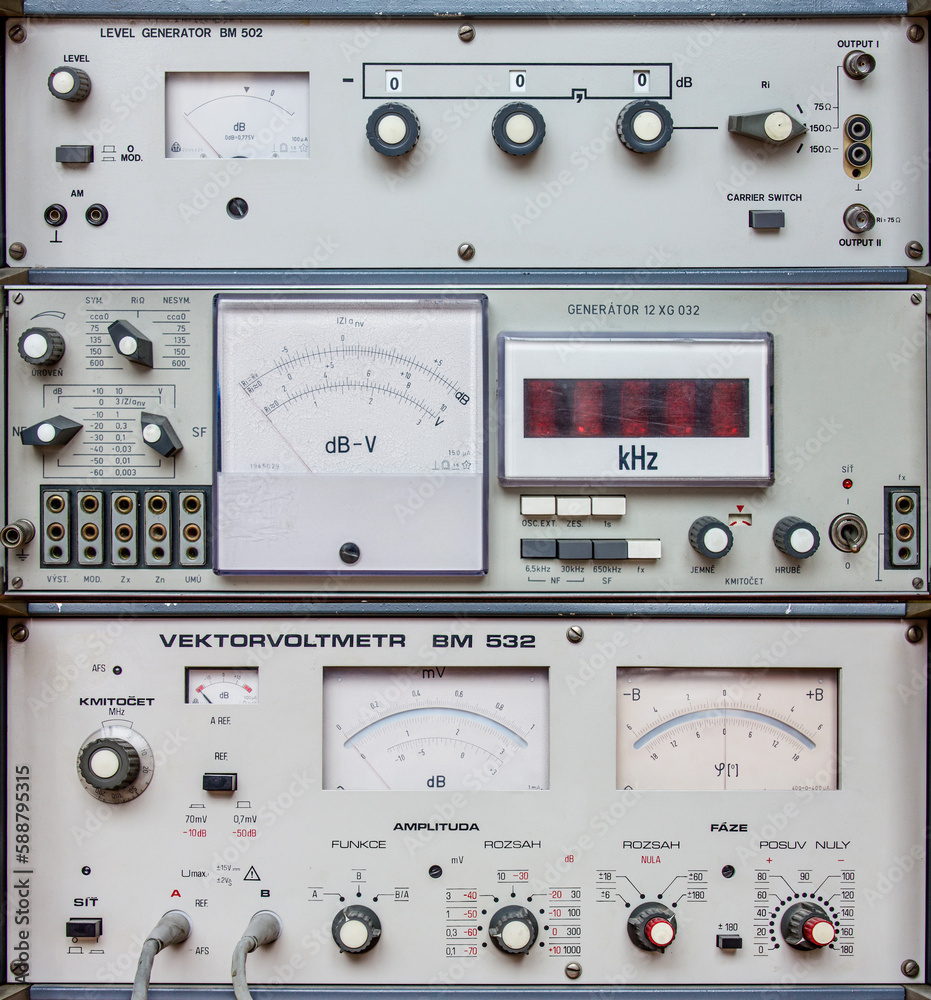Old measuring device with analog measuring indicator Old measuring device with analog measuring indicator