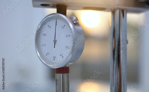 Fényképezés Scale of analog hardness testing machine used to measure the hardness of plastics or wood for industrial use