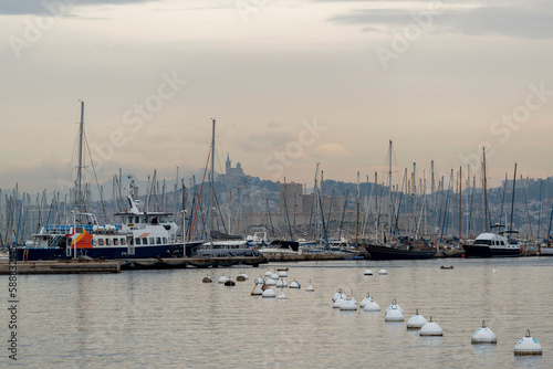 Marseille vue depuis les   les du Frioul