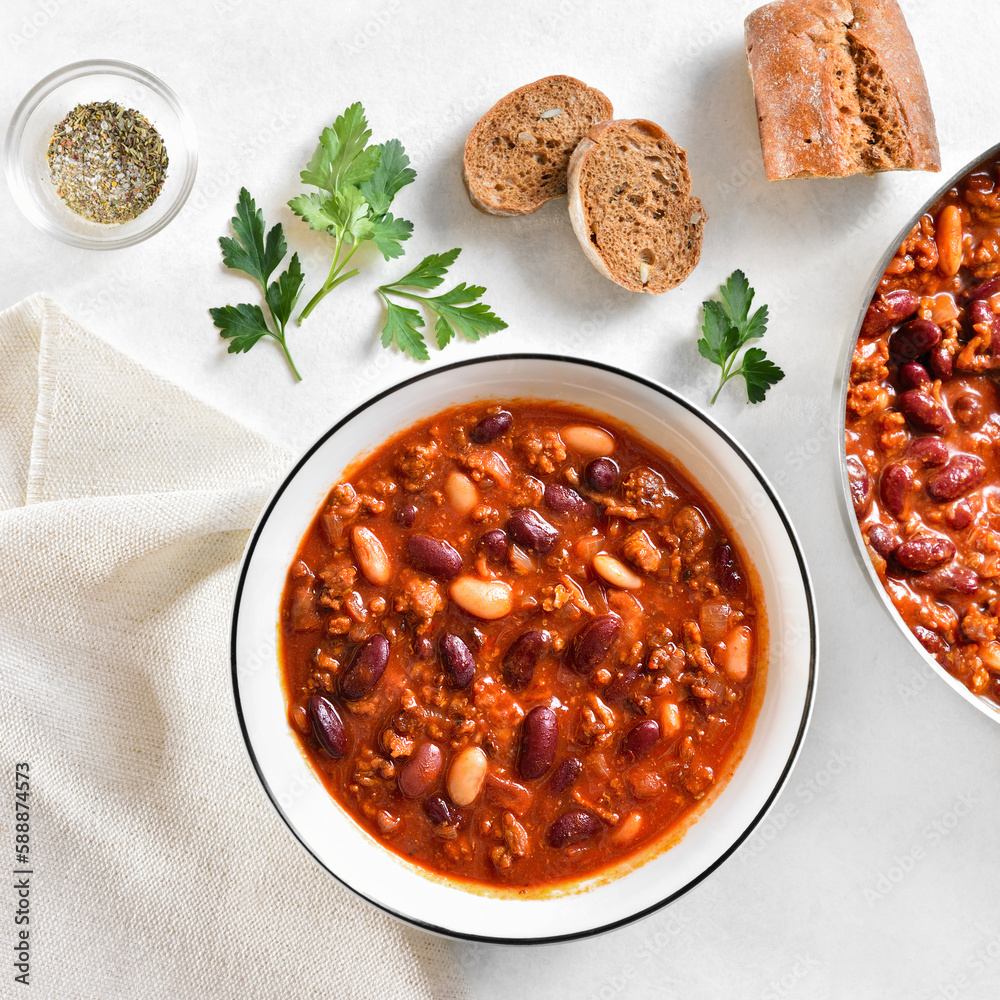 Cowboy beans with ground beef, jalapeno and bacon Stock Photo | Adobe Stock