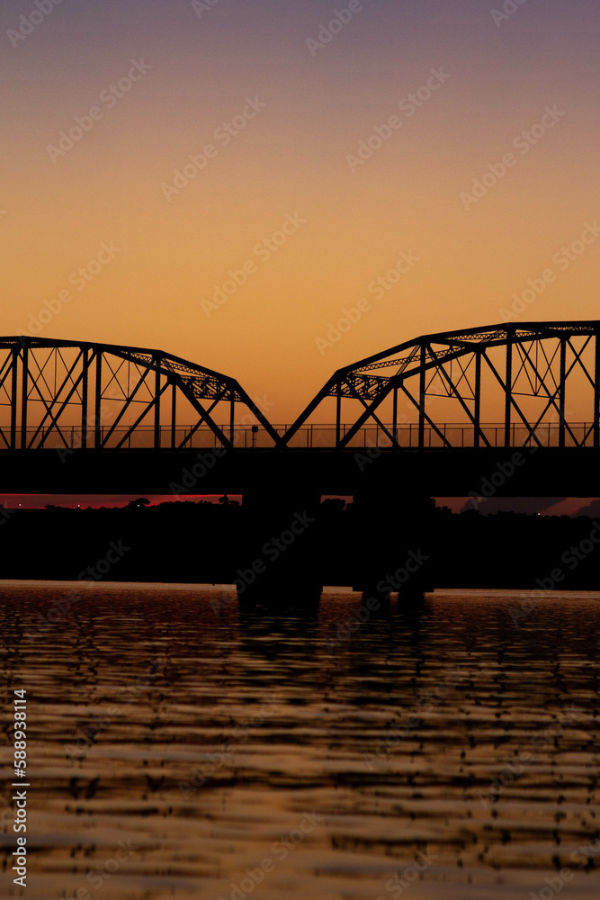 texas lakes bridge