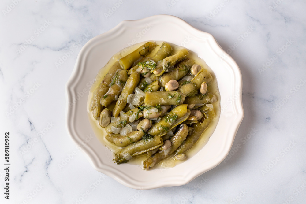 Turkish Food Broad Beans with Olive Oil and Dill (Turkish name; Zeytinyagli Bakla).