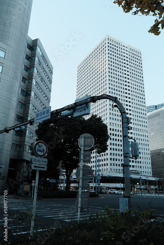 大阪市北部の高層ビル群の風景。