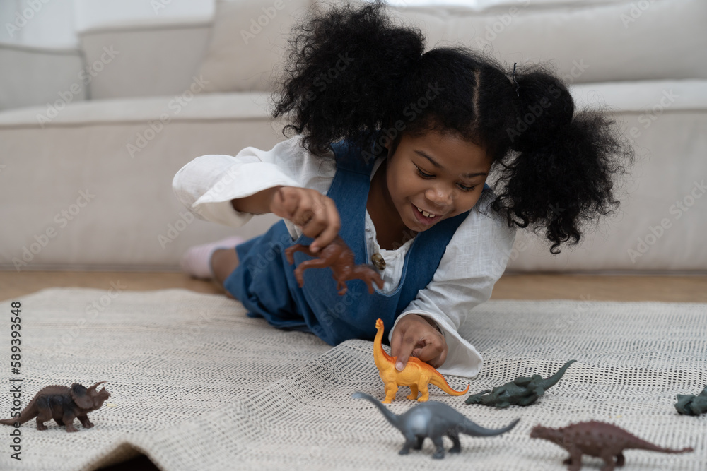 Kids playing with dinosaur toys 2025