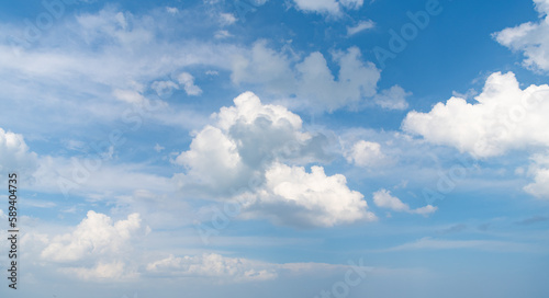 Fototapeta Naklejka Na Ścianę i Meble -  cloudscape of fluffy cloud in sky background. cloudscape of cloud in sky backdrop.
