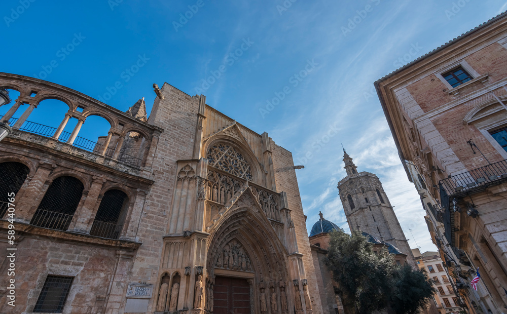 Photographs of the city of Valencia and its architecture and sights taken from various different angles
