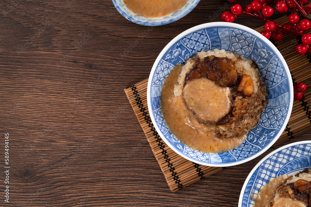 Migao, tube rice cake, rice pudding in a bowl, delicious Taiwanese street food.