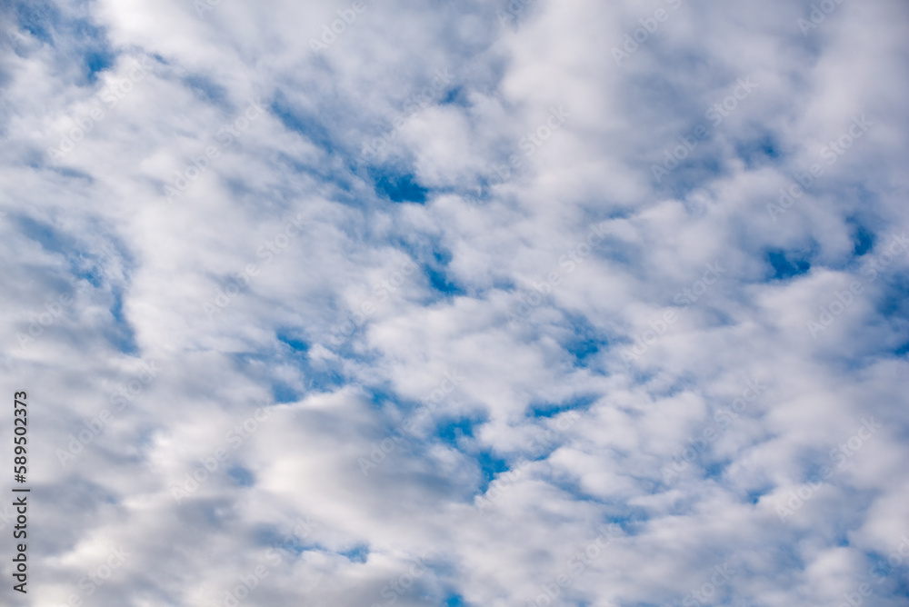 Obraz premium pattern blue day sky with white clouds