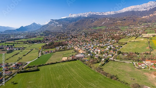 Claix vue de drone, Isère, Auvergne-Rhône-Alpes, France